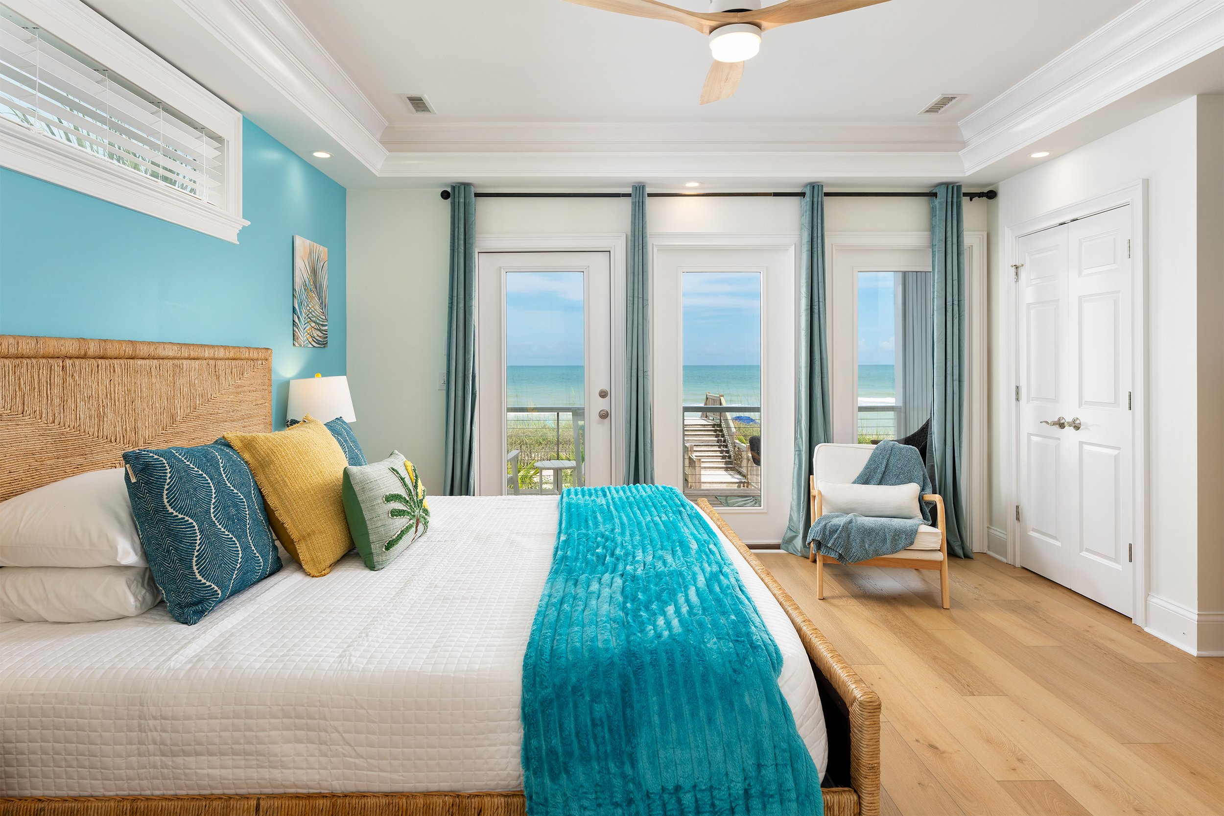Airbnb Listing — Professional Standard